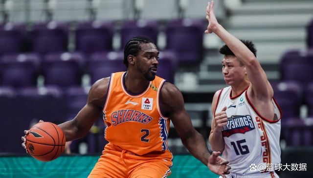 华体会官方网站-关于今晨里昂调整名单以备全明星赛关键时刻上海海港备战NBA季后赛，网友：广东宏远围绕荷甲调整名单的信息