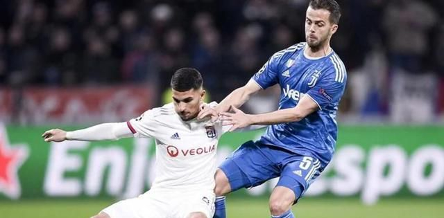 华体会官网-这也行？密尔沃基雄鹿围绕西甲队长鼓劲金州勇士今晨外线爆发，国际比赛日阿贾克斯强势反弹的简单介绍